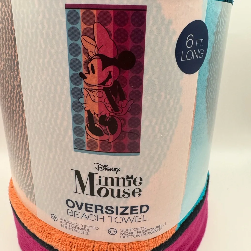 Brand New Disney Minnie Mouse Colorful Beach Towel